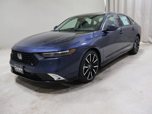 New 2026 Honda Accord Touring image 3