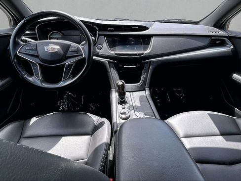 Used 2020 Cadillac XT5 Luxury image 16
