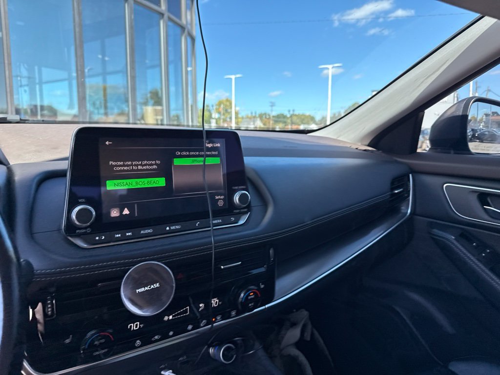 Used 2021 Nissan Rogue SV w/ Premium Package AWD/4WD image 7