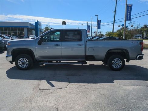 Certified 2025 Chevrolet Silverado 2500 LT w/ Convenience Package image 8