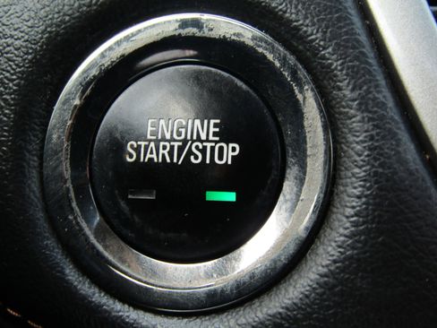 Used 2017 Chevrolet Trax LT w/ Sun & Sound Package FWD image 28