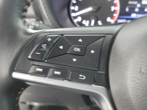 Used 2024 Nissan Sentra SR FWD image 37