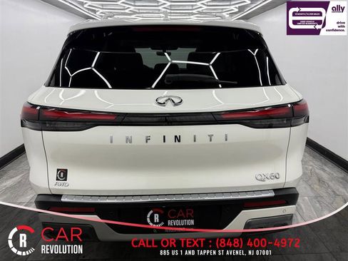 Used 2023 INFINITI QX60 Sensory w/ Cargo Package image 5