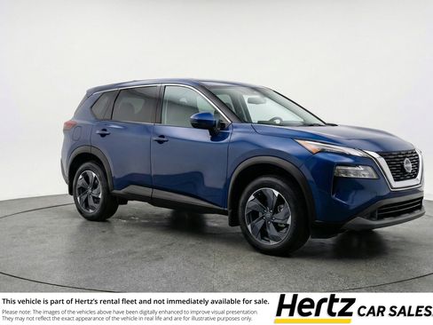 Used 2025 Nissan Rogue SV image 1