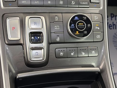 Used 2022 Hyundai Santa Fe Calligraphy image 25