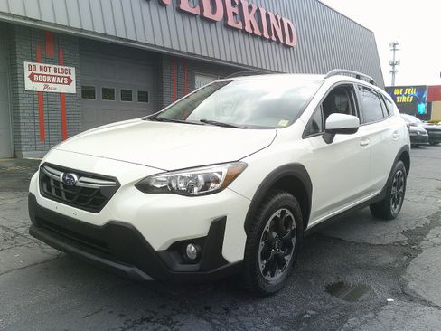 Used 2021 Subaru Crosstrek 2.0i Premium AWD/4WD image 10