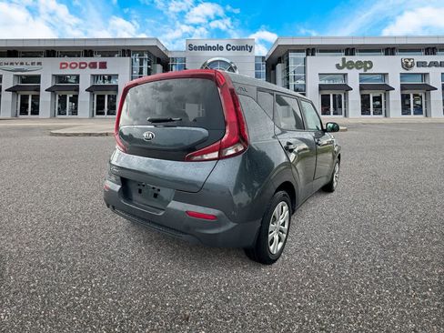 Used 2020 Kia Soul LX FWD image 8
