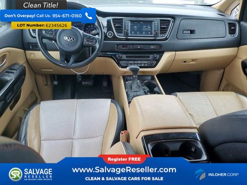 Used 2017 Kia Sedona EX FWD image 11