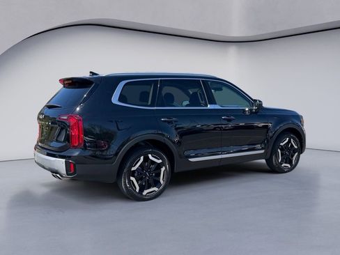Used 2023 Kia Telluride S w/ S Sunroof Package image 5
