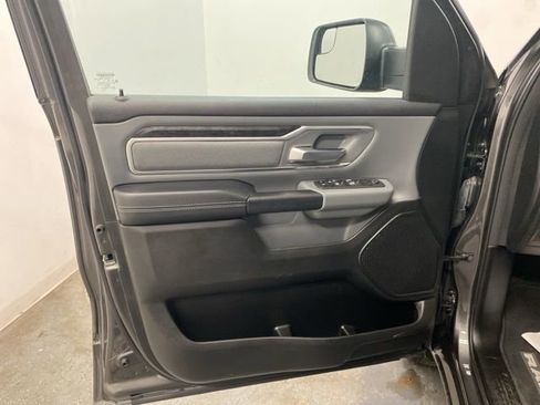 Used 2022 RAM 1500 Big Horn AWD/4WD image 18
