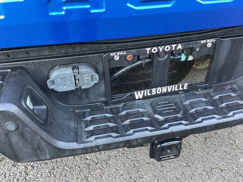 Used 2017 Toyota Tacoma TRD Off-Road image 22