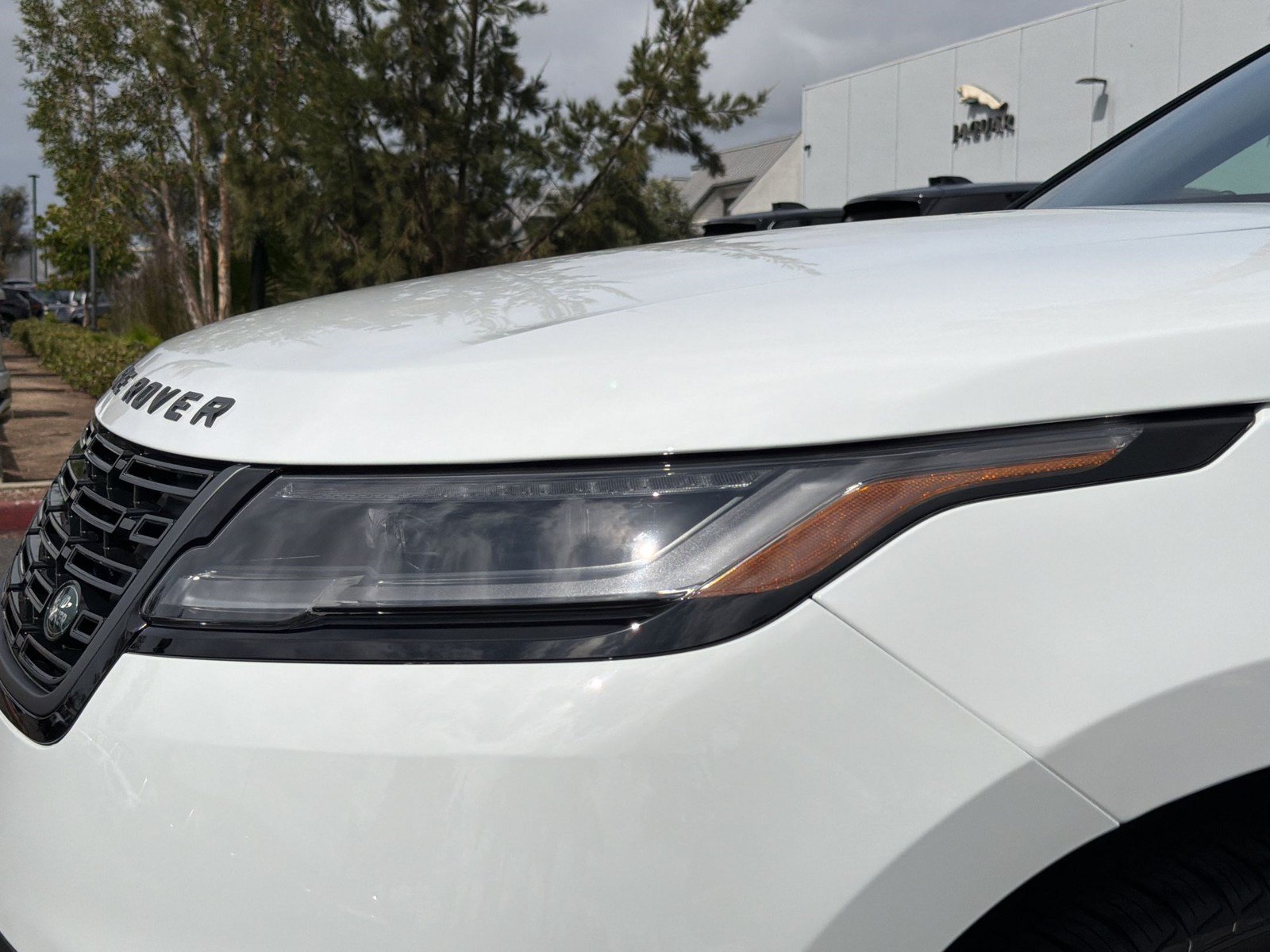 New 2026 Land Rover Range Rover Velar S AWD/4WD image 12