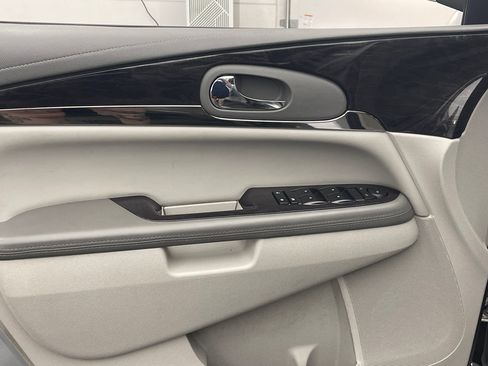 Used 2015 Buick Enclave Convenience FWD image 15