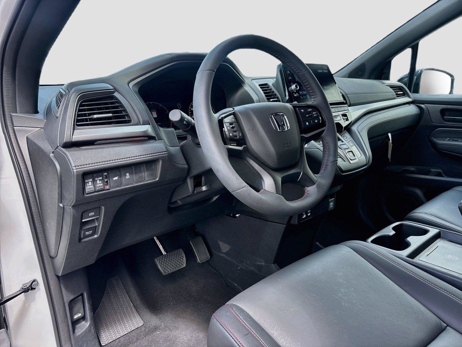 Certified 2026 Honda Odyssey Sport-L image 10