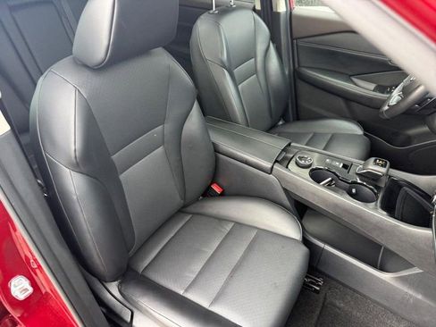 Used 2023 Nissan Rogue SV w/ SV Premium B Package image 11