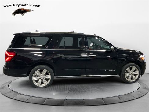 Used 2024 Ford Expedition Max Platinum image 2