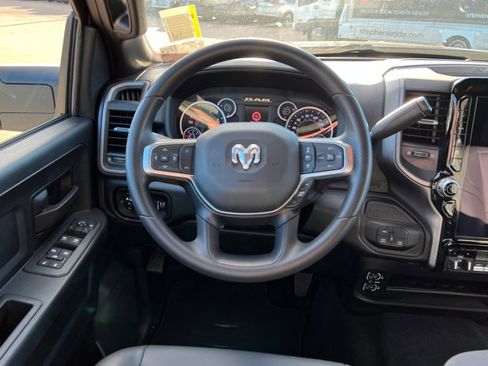 New 2026 RAM 2500 Tradesman AWD/4WD image 12