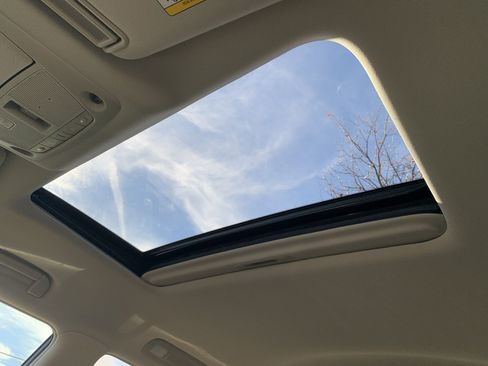 Used 2023 INFINITI QX80 Luxe w/ Cargo Package image 28