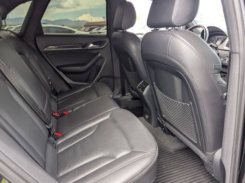 Used 2018 Audi Q3 2.0T Premium Plus w/ Premium Plus Package AWD/4WD image 34