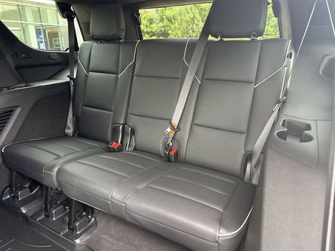 Certified 2023 Cadillac Escalade Premium Luxury AWD/4WD image 11