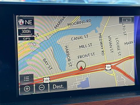 Used 2017 Lexus LX 570 4WD image 21