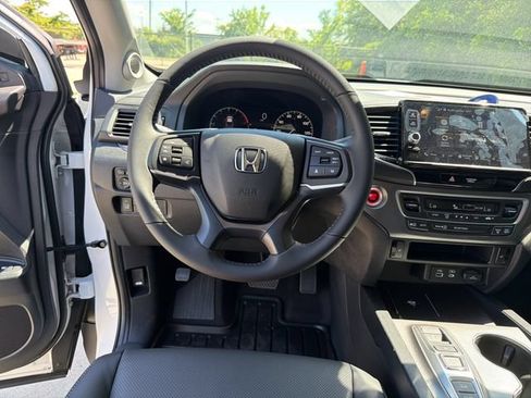New 2026 Honda Ridgeline RTL image 16