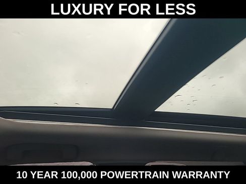 Used 2024 Mitsubishi Outlander SE Black Edition AWD/4WD image 11