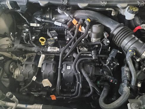 Used 2024 Ford Edge SEL image 30