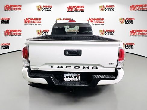 Certified 2020 Toyota Tacoma TRD Sport image 12