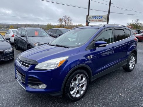 Used 2015 Ford Escape Titanium image 1