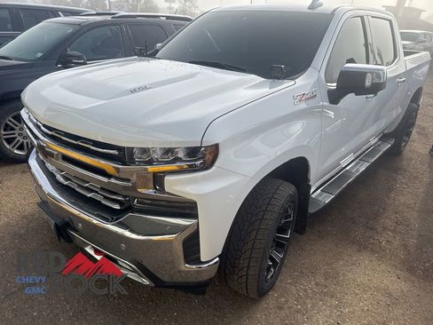 Used 2019 Chevrolet Silverado 1500 LTZ w/ LTZ Plus Package AWD/4WD image 4