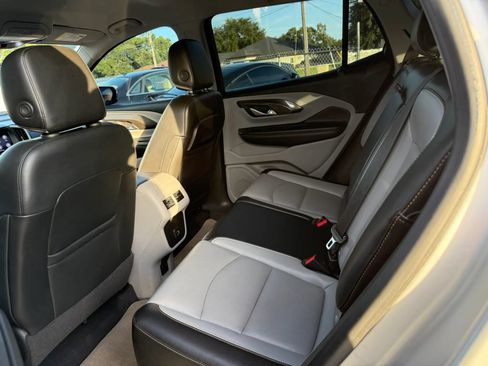 Used 2019 GMC Terrain SLT AWD/4WD image 10