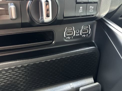 Used 2021 RAM 1500 Big Horn AWD/4WD image 26
