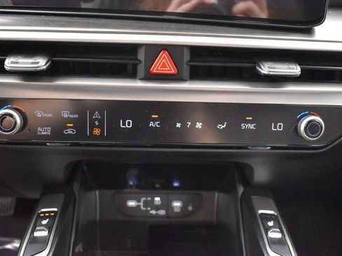Used 2026 Kia Sorento S FWD image 21