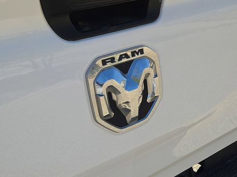 Used 2023 RAM 1500 Big Horn AWD/4WD image 13