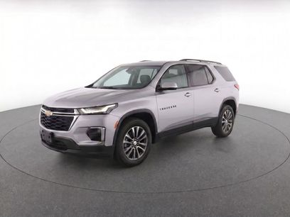 Used 2023 Chevrolet Traverse LT