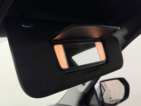 Used 2024 Chevrolet Suburban Premier w/ Premium Package image 27