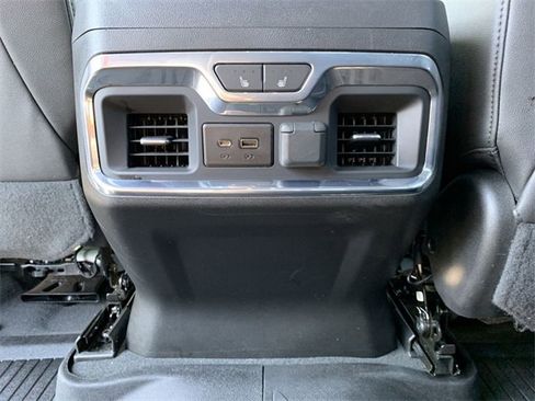 Used 2021 Chevrolet Silverado 1500 LTZ image 30