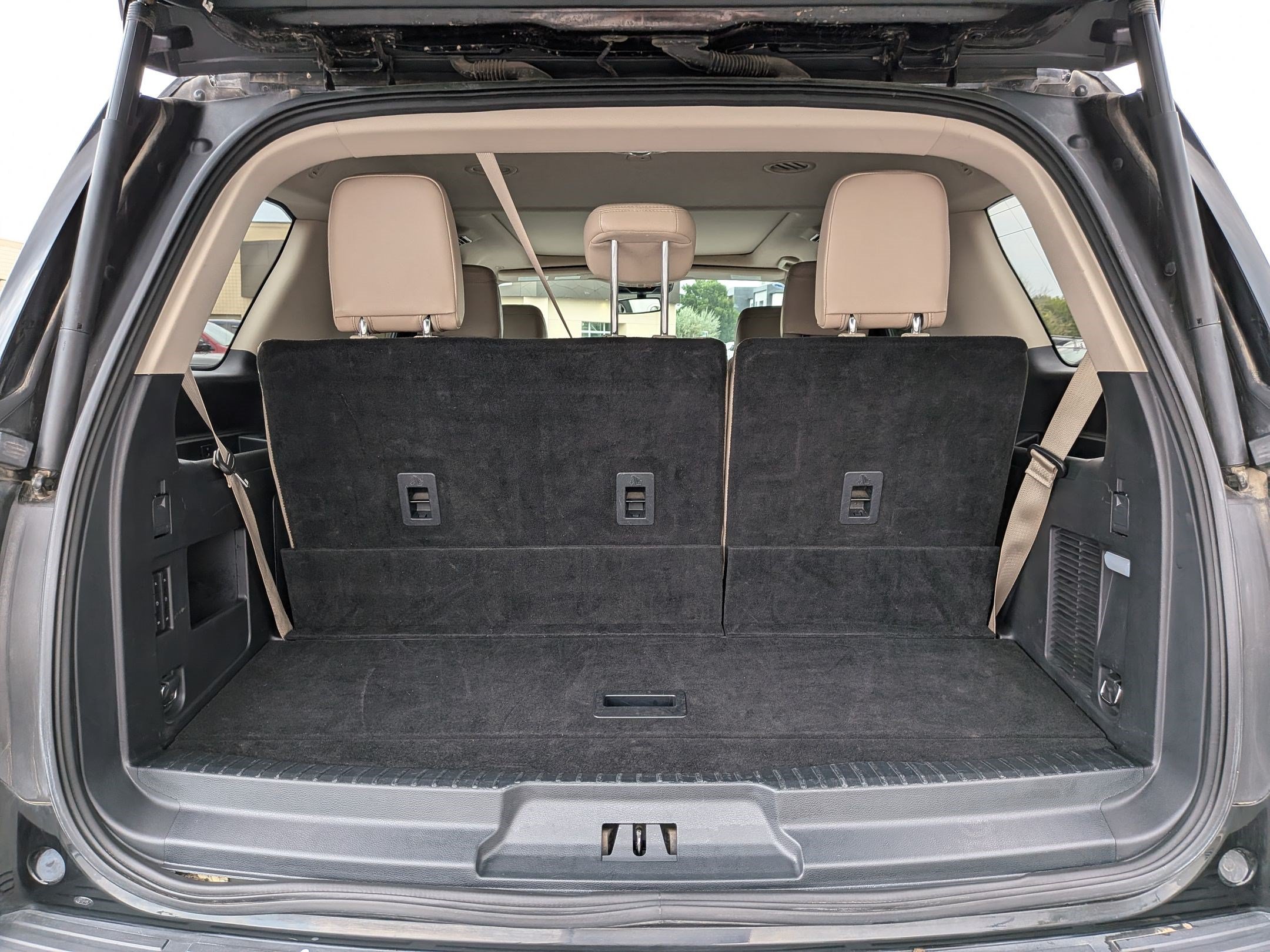 Used 2024 Ford Expedition Limited AWD/4WD image 33
