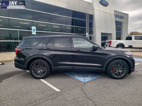 New 2026 Ford Explorer ST w/ Sun And Sound Package AWD/4WD image 2