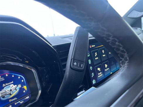 Used 2024 Chevrolet Silverado 2500 High Country w/ Technology Package image 51