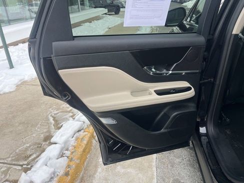 Used 2025 Lincoln Corsair Grand Touring w/ Equipment Group 301A image 18