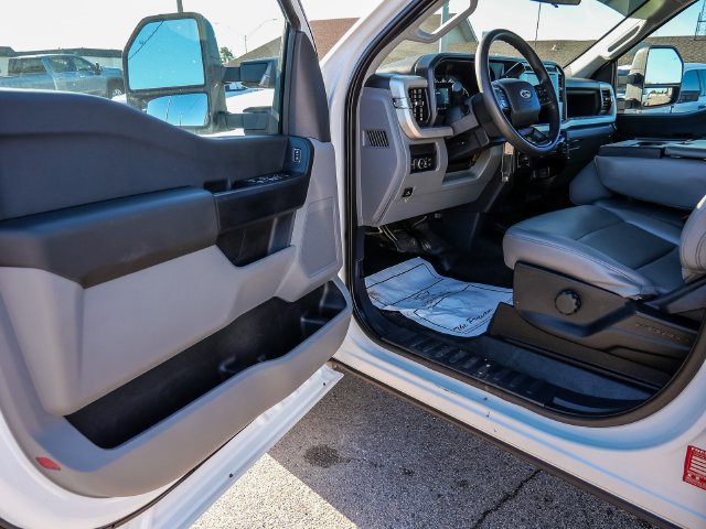 Used 2025 Ford F350 XL w/ XL Chrome Package AWD/4WD image 29