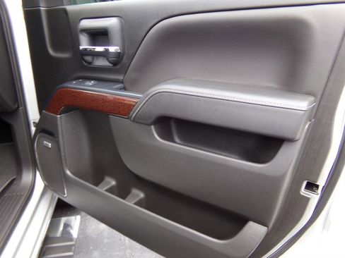 Used 2018 GMC Sierra 1500 SLT image 72