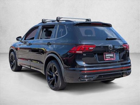 Used 2023 Volkswagen Tiguan SE R-Line image 8