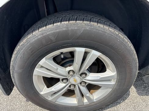 Used 2015 Chevrolet Equinox LT w/ Power Convenience Package FWD image 4
