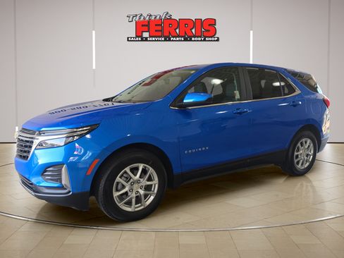 Used 2024 Chevrolet Equinox LT w/ LPO, Floor Liner Package FWD image 1