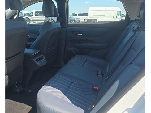 Used 2024 Nissan Ariya AWD image 5