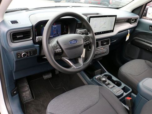 New 2025 Ford Maverick XL image 14