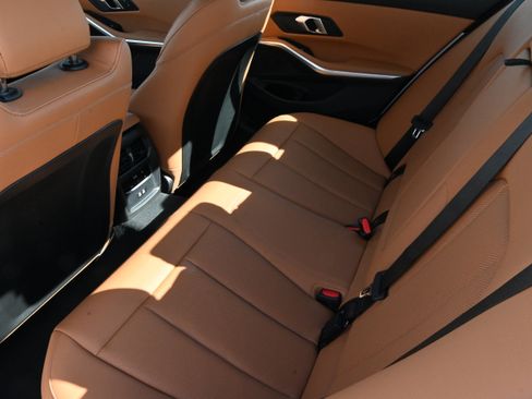 Certified 2025 BMW 330i Sedan RWD image 12